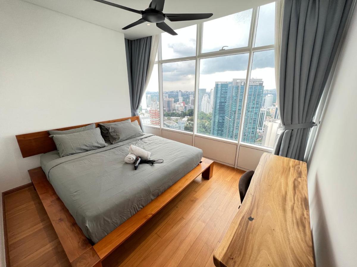 Sky Suites Klcc By Pnut Kuala Lumpur Exterior photo